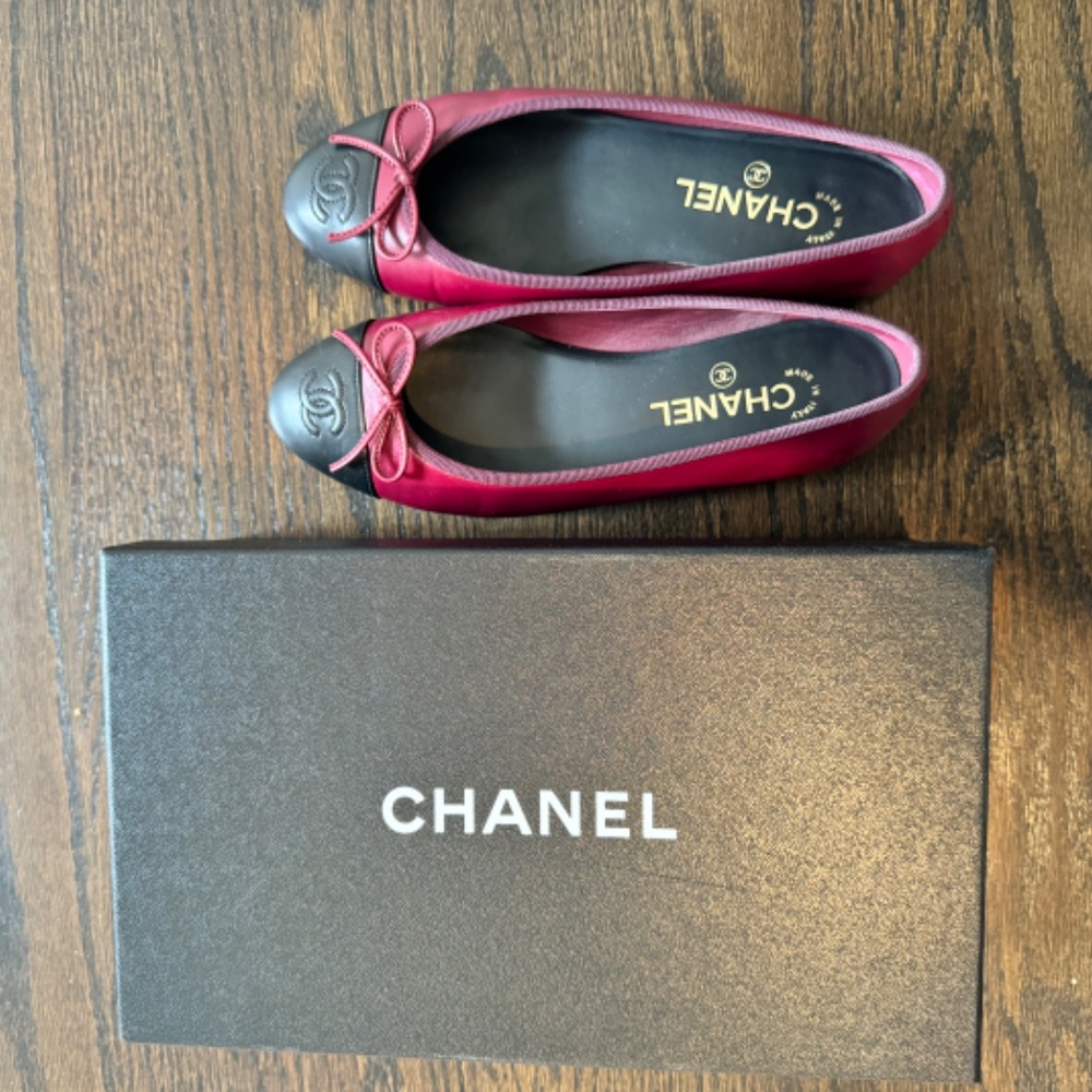 CHANEL Ballet Flats - Picture 4 of 11